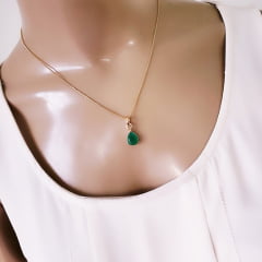 *Conjunto colar + brinco com cristais verde esmeralda - banhado  ouro    