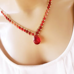 Conjunto colar + brinco com cristais vermelho rubi - banhado a ouro